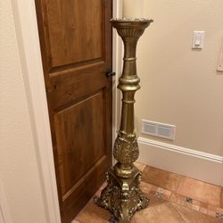 Pilar candle  Holder