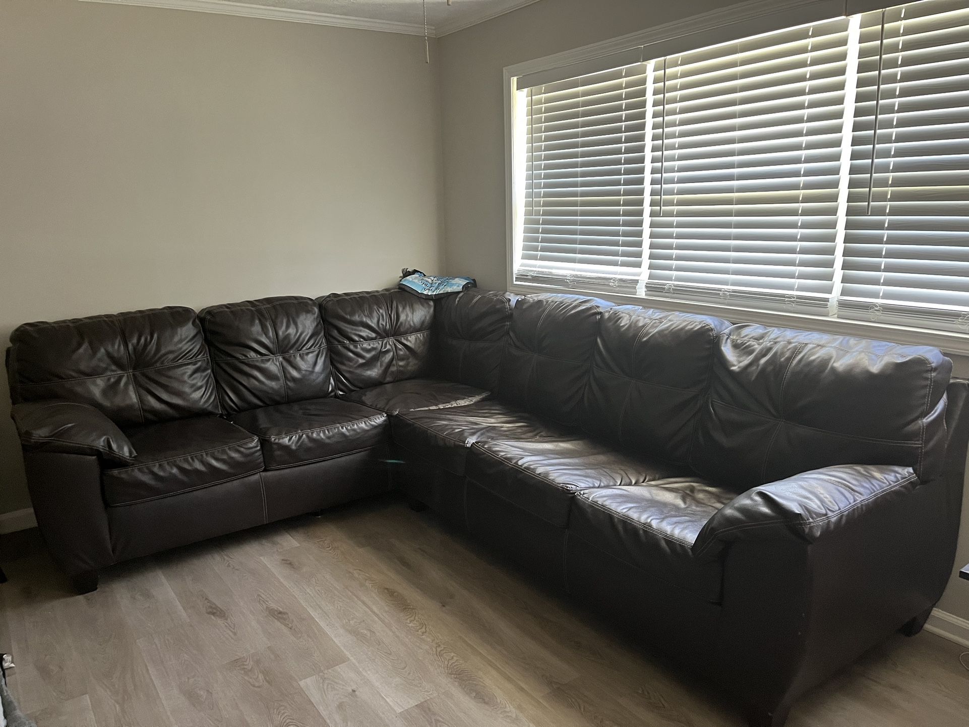 2pc Sectional Sleeper (Brown)