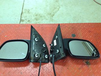 Pair of Ford power mirrors