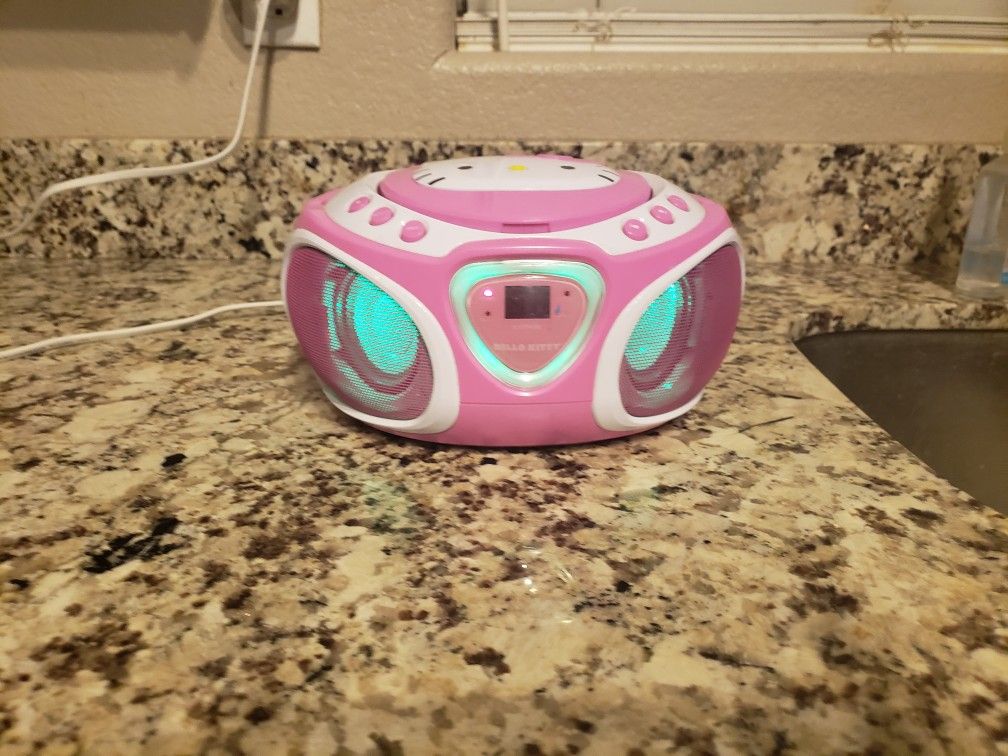 Hello Kitty LED light up CD/ radio player