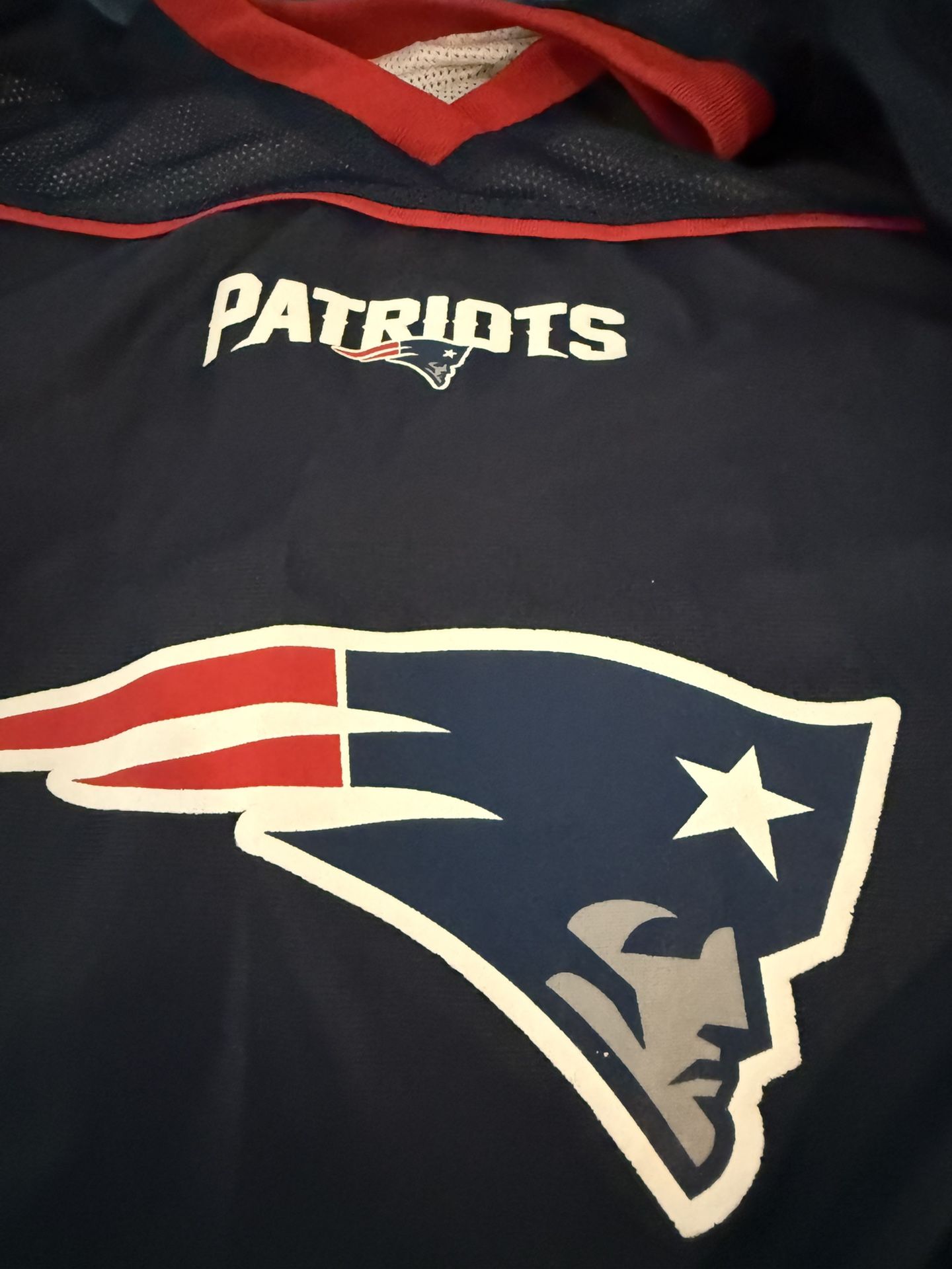 NFL New England Patriots Youth Shirt. Reversible . Nice