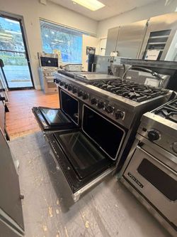Viking Freestanding Gas Range 60”Inch Dual Fuel  Stainless Steel  Used Like New  $8999
