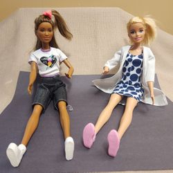 BARBIE MEDICAL DOCTOR DELUXE PLAYSET $18