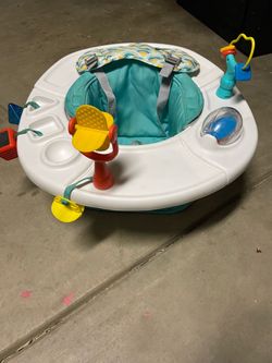 Floor seat for baby