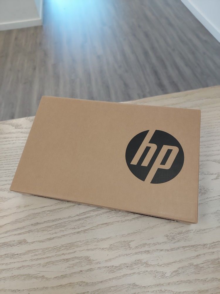 HP 15.6 In Laptop New Core I5/8GB RAM 512gb SSD 