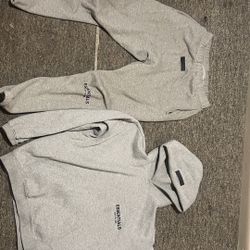 Essentials Set