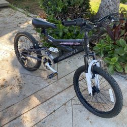 20” Aftershock Air Zone Mountain Bike with gears