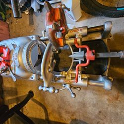 Model: 535 Ridgid Threading Machine.