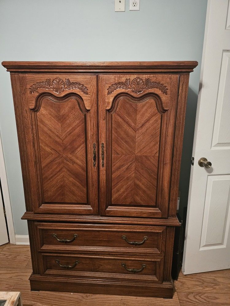 WOOD Bedroom Set