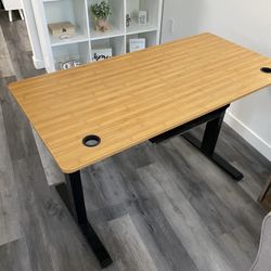 Office desk / Standing Desk
