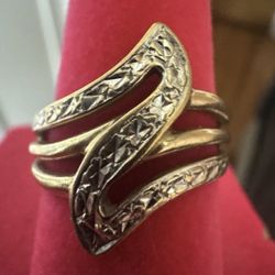 10K Yellow & White Gold Band Ring – 3g, Size 7, Two-Tone Fine Jewelry