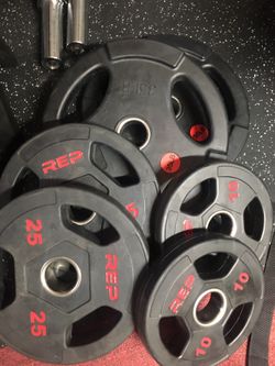 Rubber Olympic Plate Set