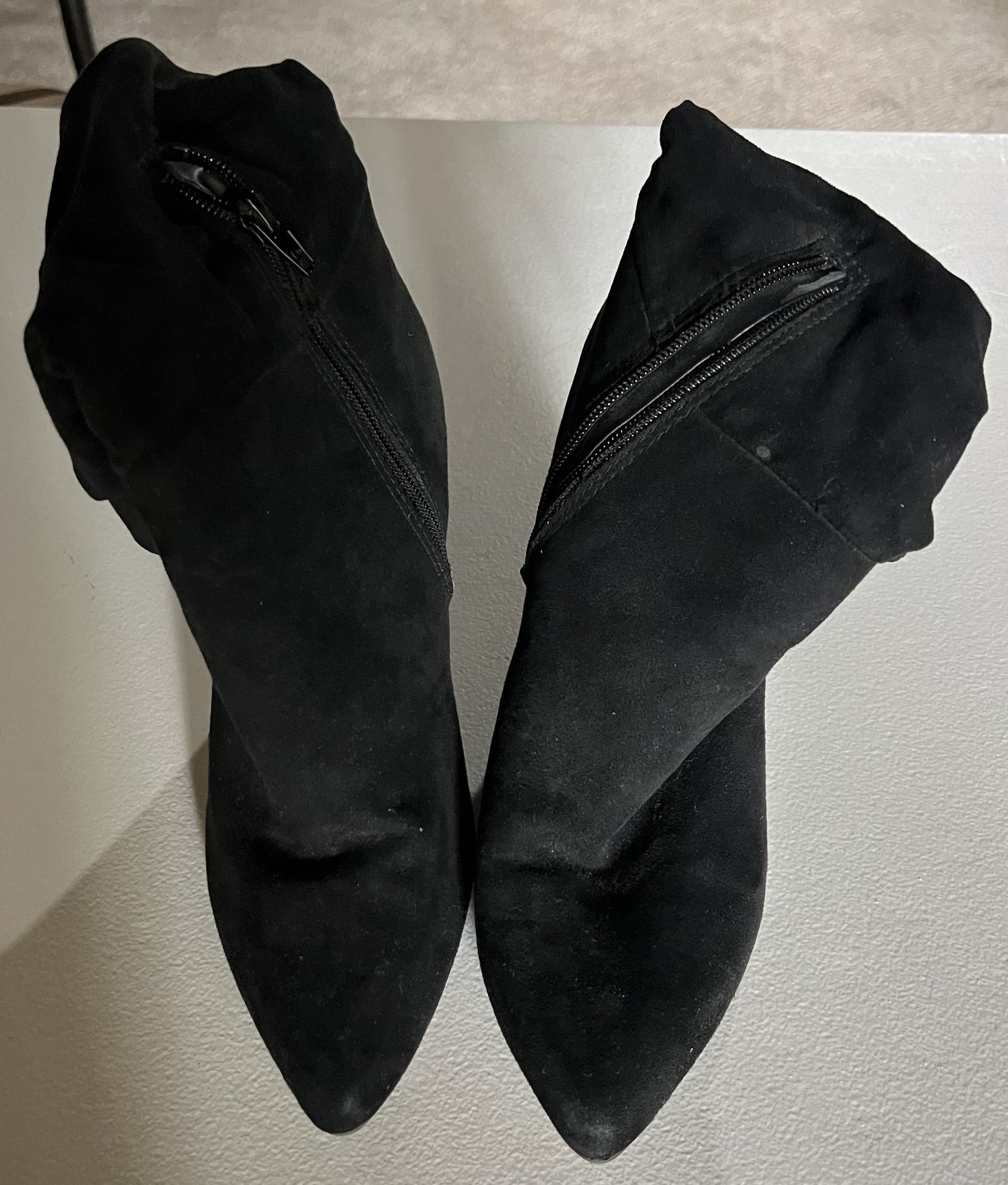 Black 3/4 Length 3-4 Inch Heel Boot