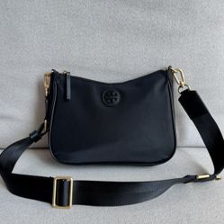 Tory Burch Nylon Navy Crossbody Bag Purse New
