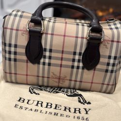 Burberry Tote Bag 