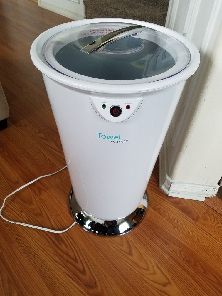 Brookstone towel warmer for Sale in Edgewood, WA OfferUp