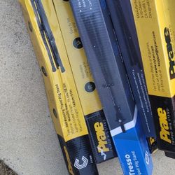 New  Tripod For  Mannequin Head