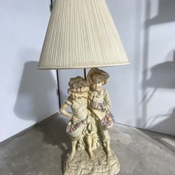 Vintage 1976 Dan Hughes Anns Original Chalkware Lamp