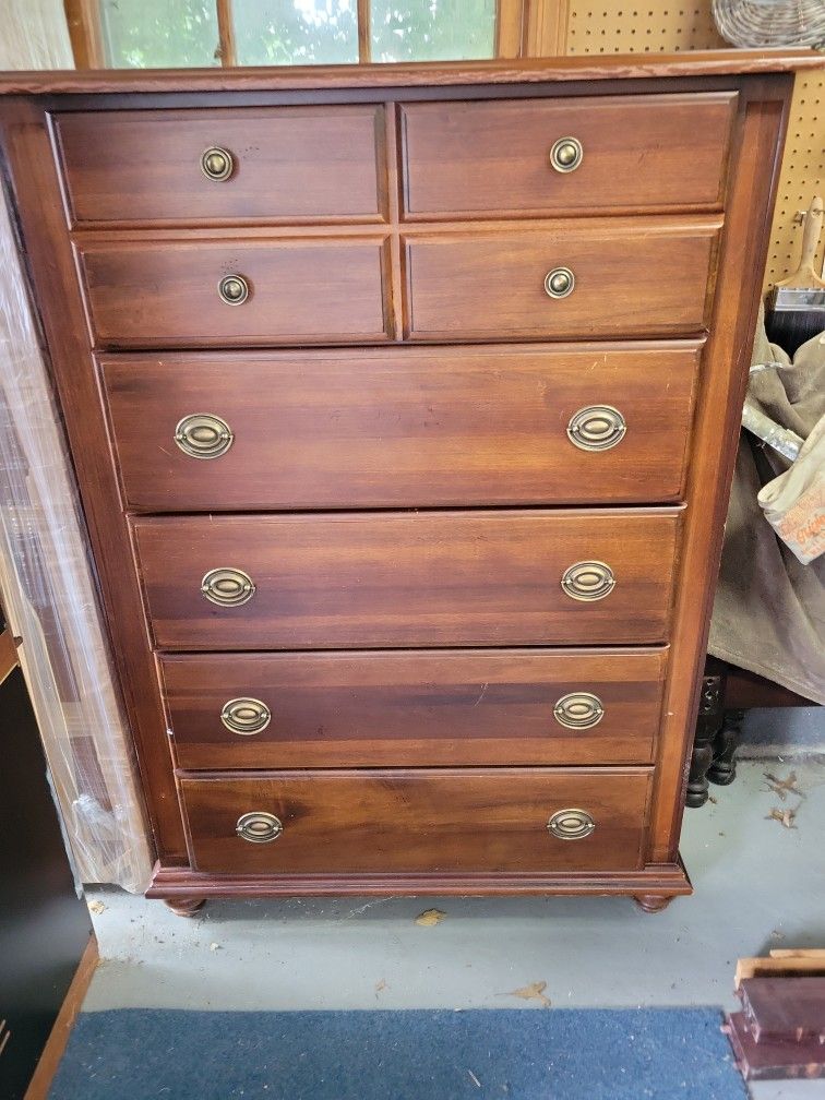 5 Drawer Bedroom Dresser
