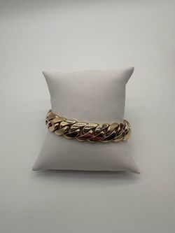 Solid 10k Gold Cuban link bracelet