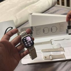 Apple Watch Series 8