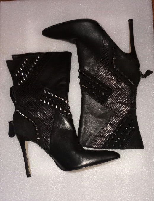 Guess Gwynn Black Studded Leather Zip Up Boots 