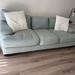 Comfortable And Clean Sofa