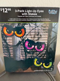 Halloween Light Up Eyes with Stakes