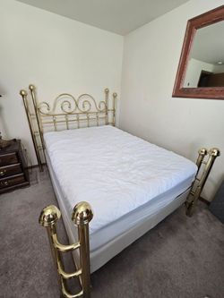 Brass double bed frame