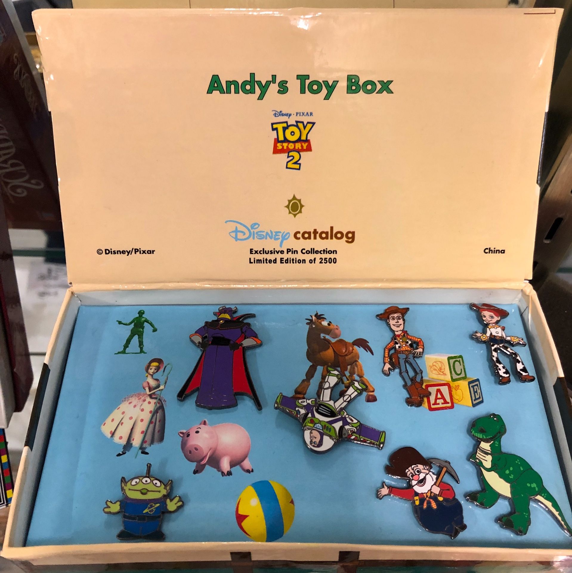 Disney Toy Story 2 pin set.