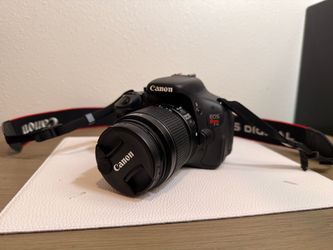 Canon EOS Rebel T3i DSLR Camera with Lens