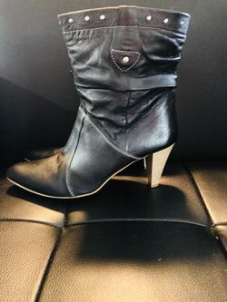 Italian black heel leather boots