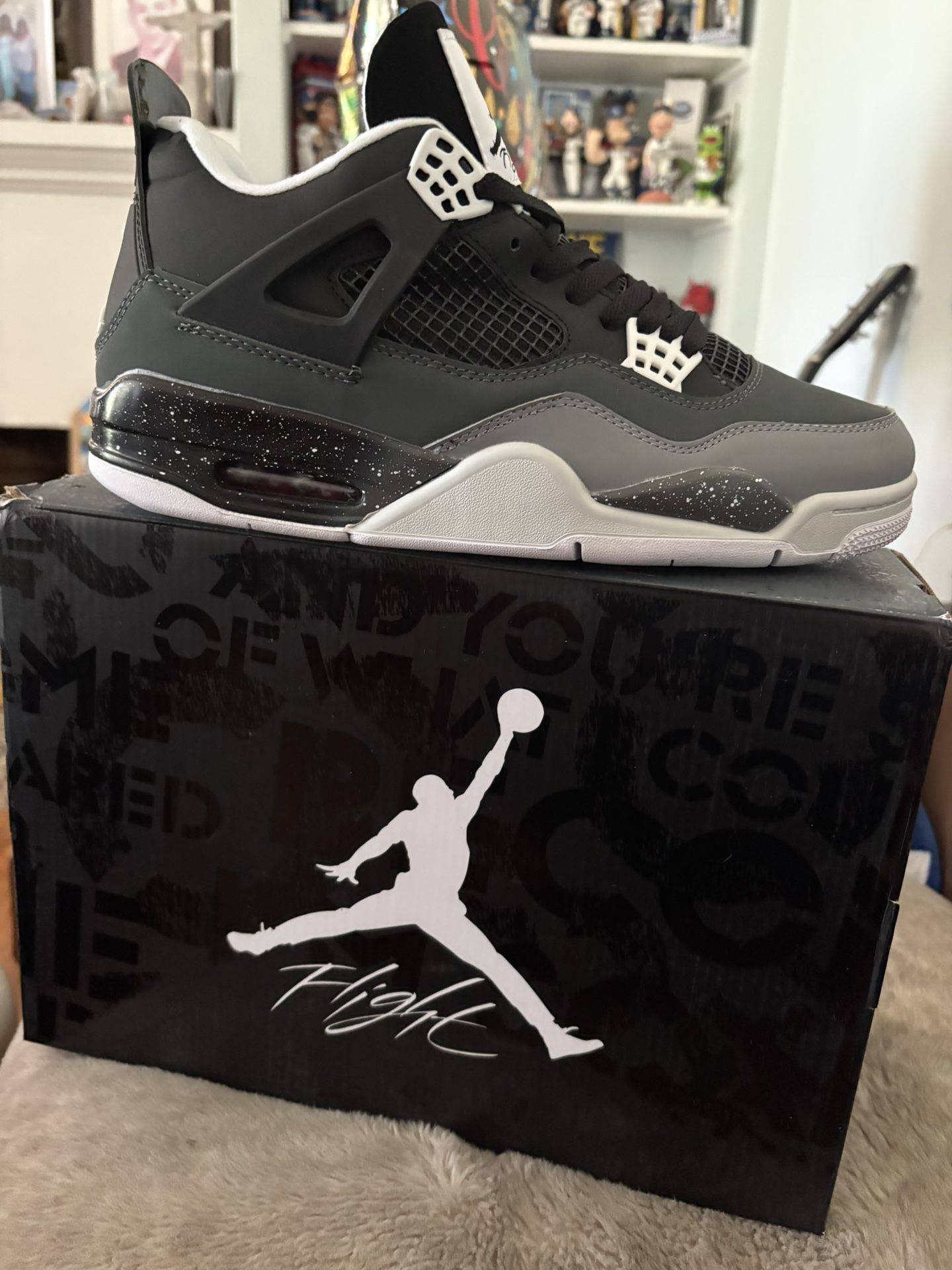 ❄️❄️ Jordan Retro “ FEAR 4s” Men’s SZ 9,10,☃️☃️