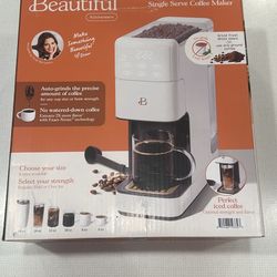 Single Serve Coffee Maker W/ Built In Grinder