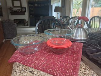 3 Pyrex Bowls