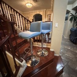 Beautiful Set Of Two Adjustable Height Barstools Like New 