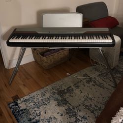 Korg SP 250 Keyboard 88-Key Weighted