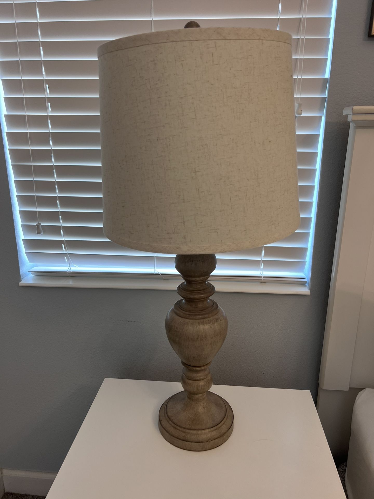 Table Lamp 2 And 1 Chandelier for Sale in Kissimmee, FL OfferUp