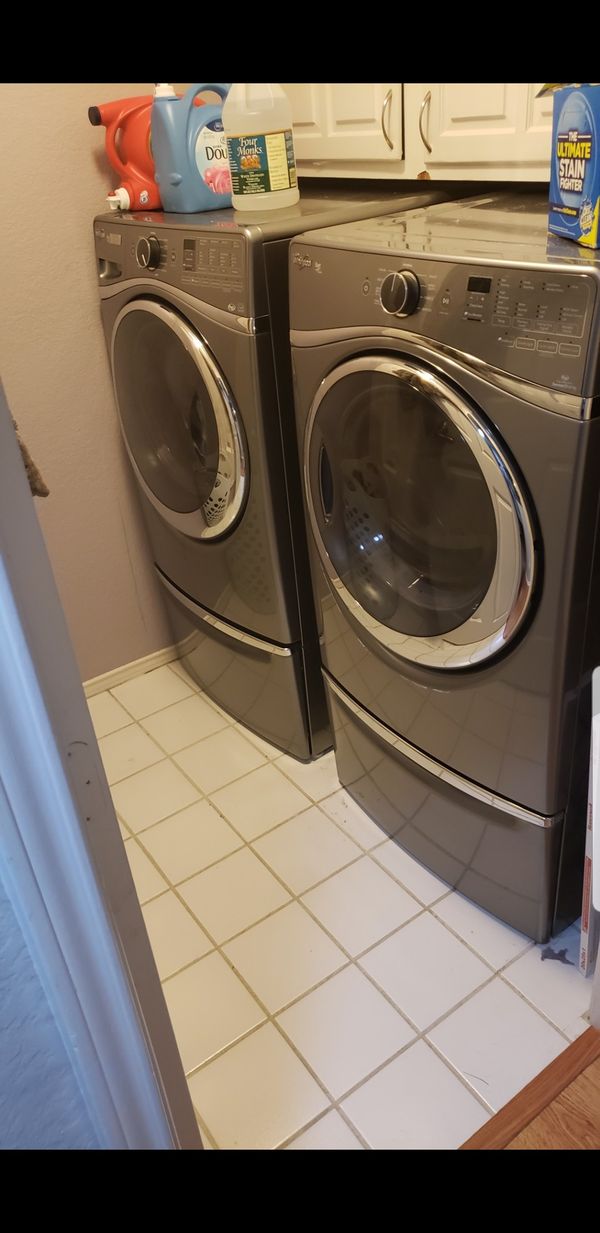 Whirlpool DUET Steam Washer & Dryer lightly used less than 2 years
