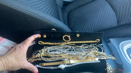 Mixed Gold and Silver Tone Jewelry Lot