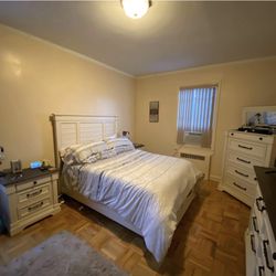 Queen Bedroom Set