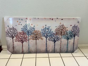 Large tree Canvas