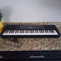 Piano Keyboard Yamaha