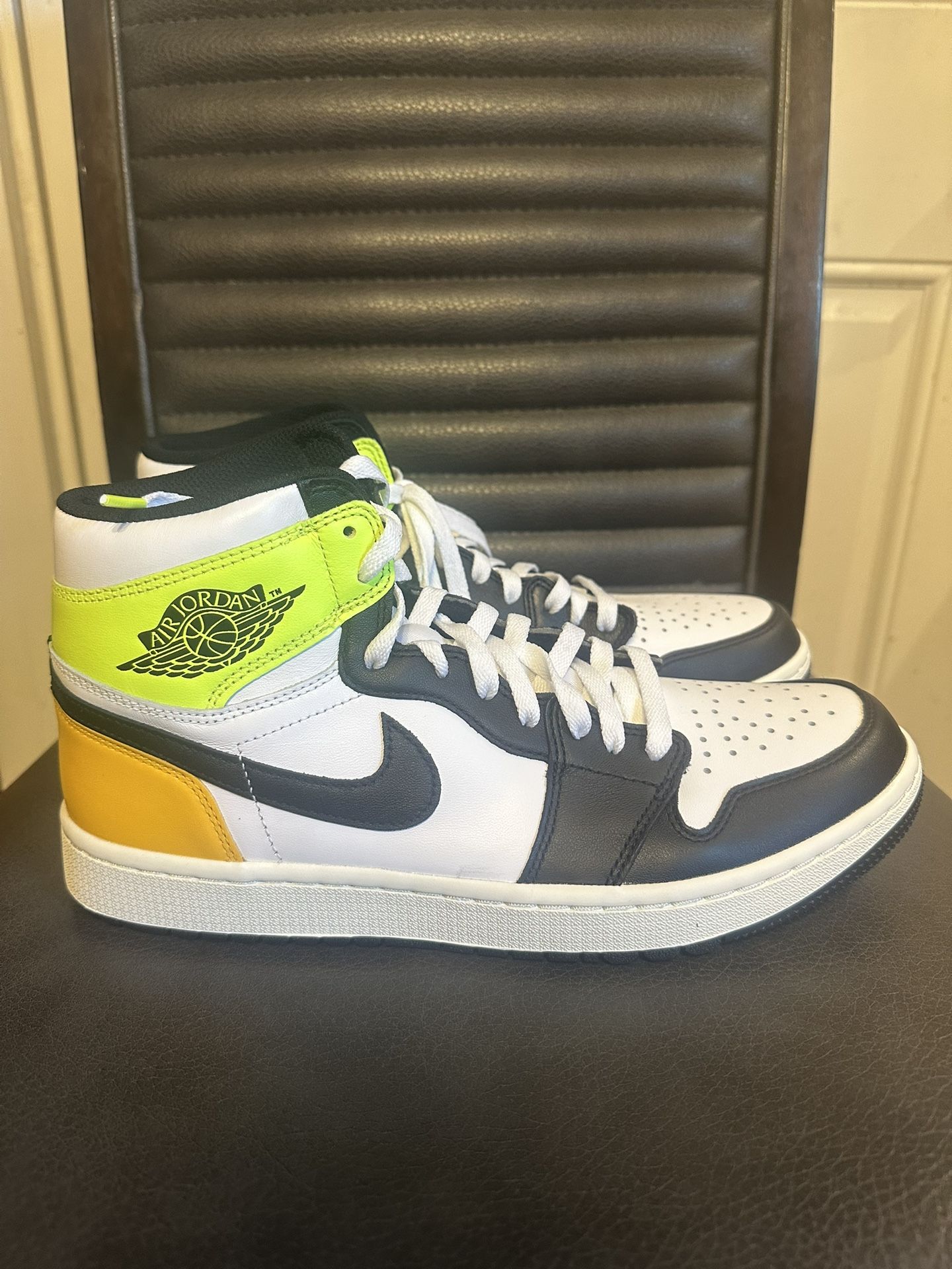 Brand new Jordan Retro 1 High Golf ⛳️ Shoes size 10.5 no box 
