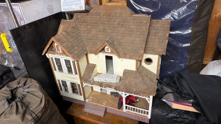 vintage door house