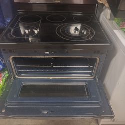 Double oven, Samsung stainless steel double oven.Electric flat top five burners works good thirty day warranty , also , microwave stainless steel thir