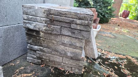 Retaining wall caps x3