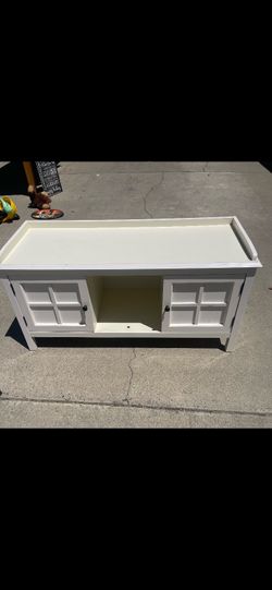 White bench