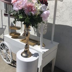 Many Centerpieces Available 