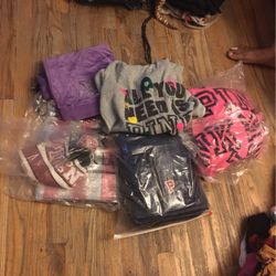 Lot Of (6) Victoria Secret Items 